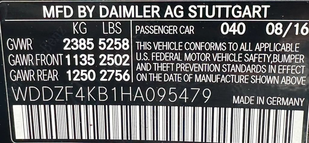 Used 2017 Mercedes-Benz E 300 4MATIC image 37