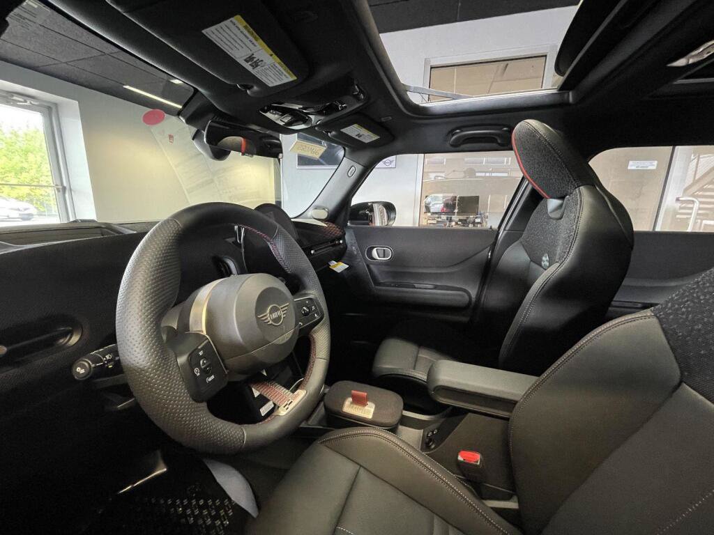 New 2026 MINI Cooper S FWD image 11