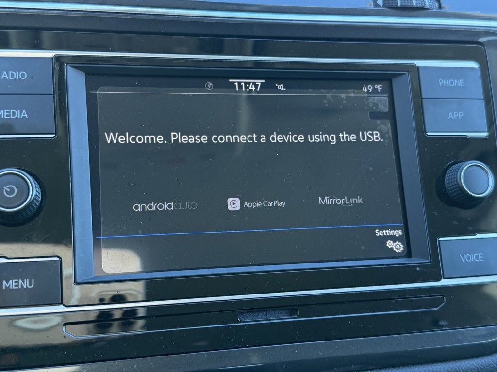 Certified 2024 Volkswagen Tiguan S image 10