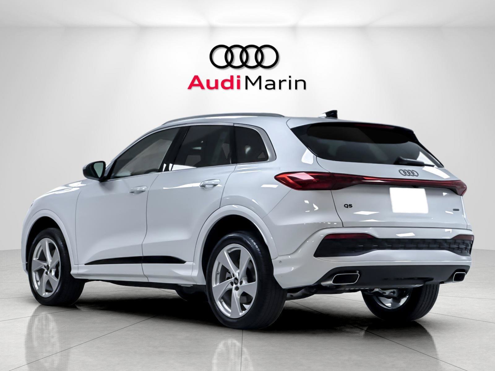 Used 2025 Audi Q5 Premium w/ Premium Plus AWD/4WD image 3