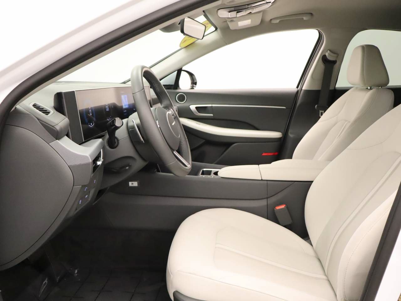 Used 2026 Hyundai Sonata SEL FWD image 17
