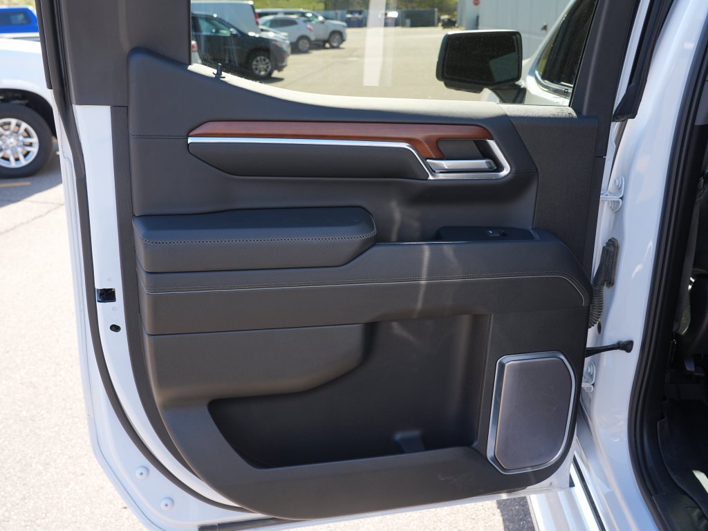 Used 2022 GMC Sierra 1500 Denali AWD/4WD image 22