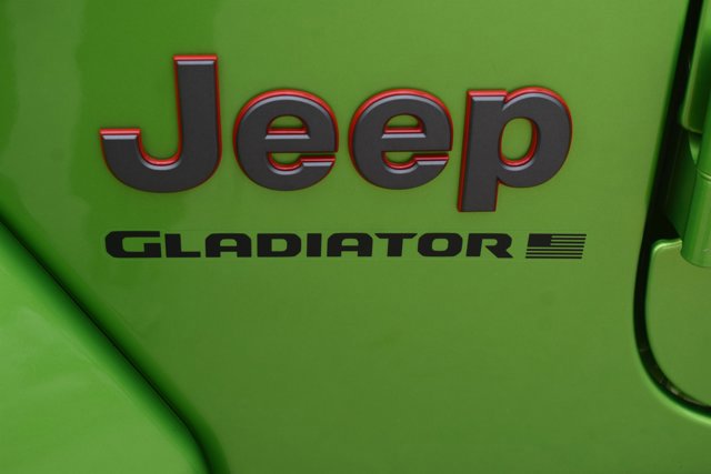 Used 2025 Jeep Gladiator Rubicon w/ Convenience Group image 12