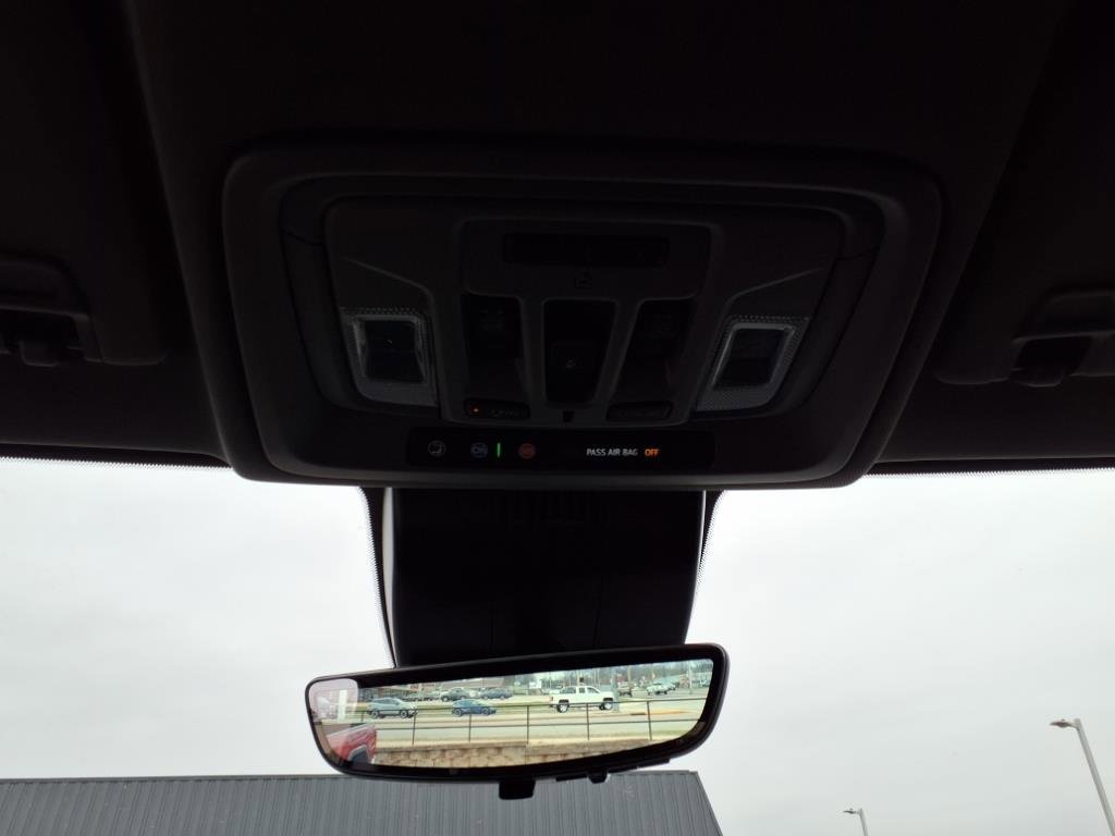 New 2025 GMC Sierra 2500 Denali w/ Denali Reserve Package image 15