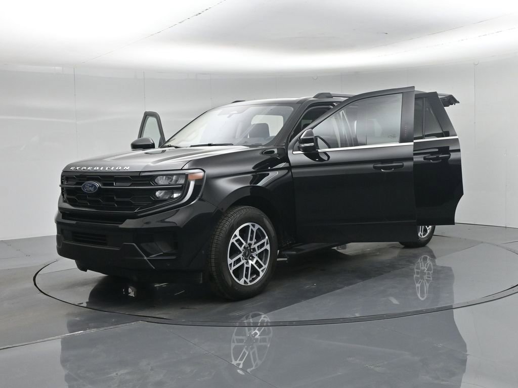 Certified 2025 Ford Expedition Max Active image 15