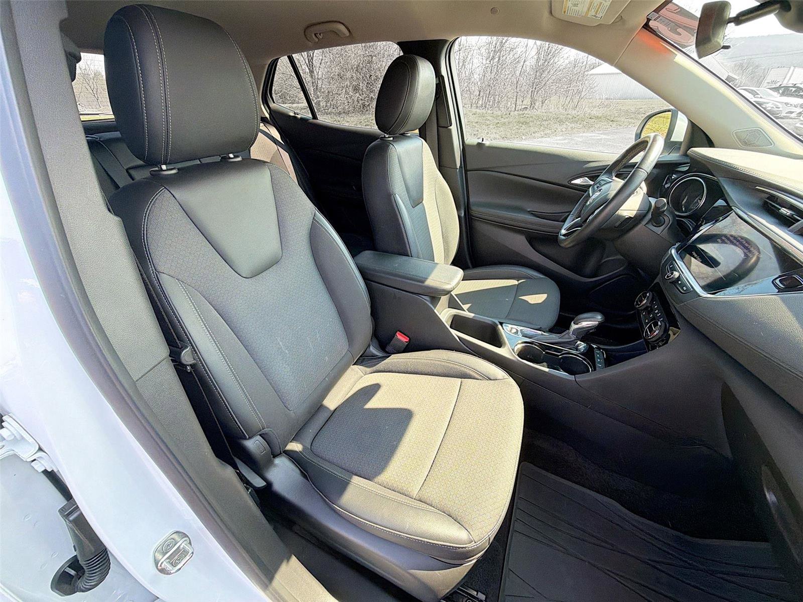 Used 2023 Buick Encore GX Select image 26