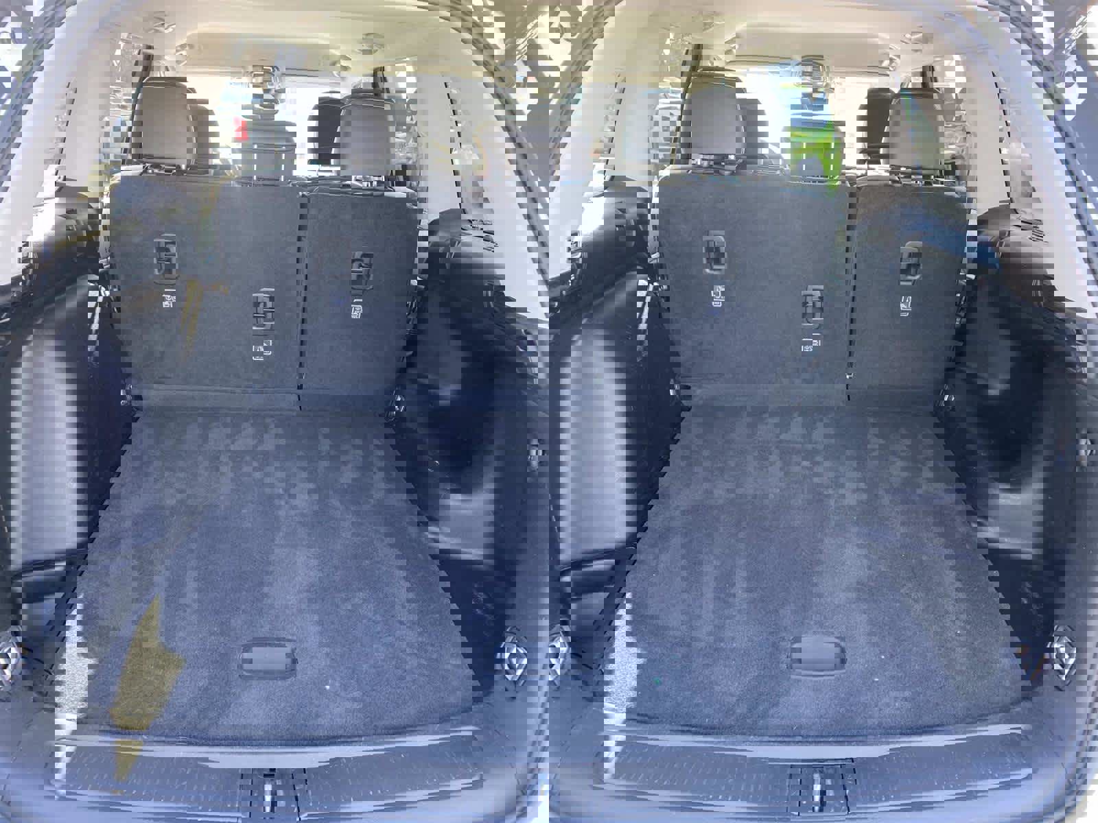 Certified 2023 Jeep Grand Cherokee Limited image 6