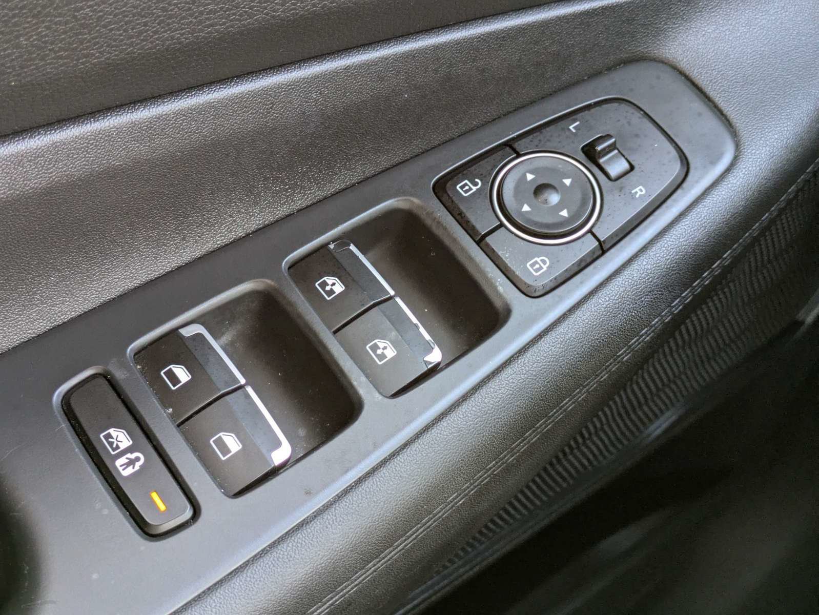 Used 2022 Hyundai Santa Fe XRT FWD image 19