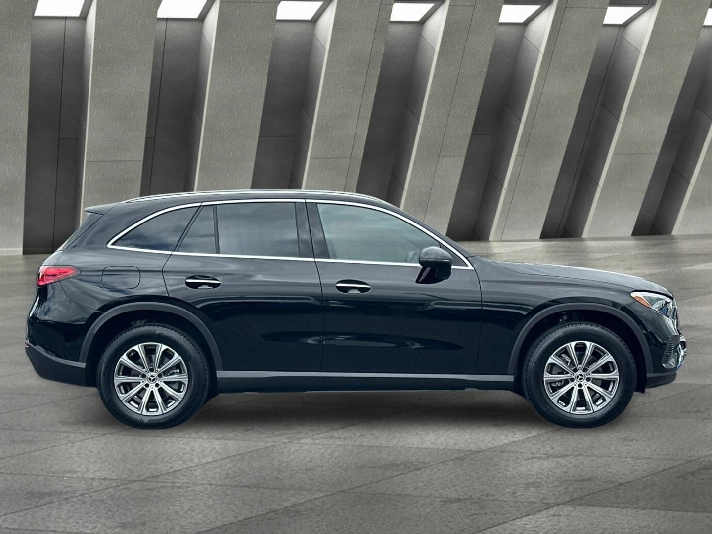 Certified 2026 Mercedes-Benz GLC 300 4MATIC image 3