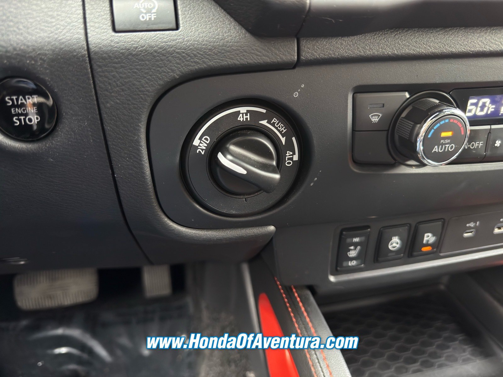 Used 2026 Nissan Frontier PRO-4X AWD/4WD image 24