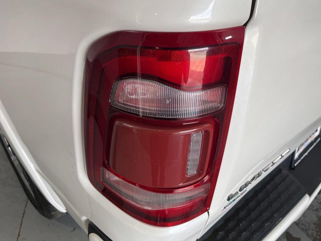 Used 2020 RAM 1500 Limited AWD/4WD image 43
