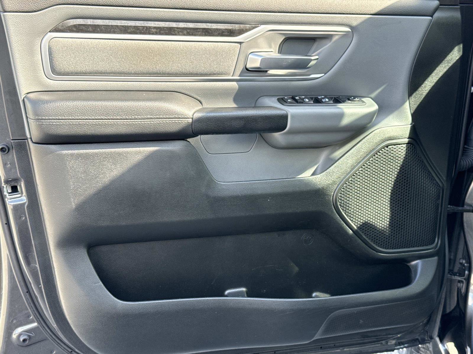 Used 2020 RAM 1500 Big Horn AWD/4WD image 17