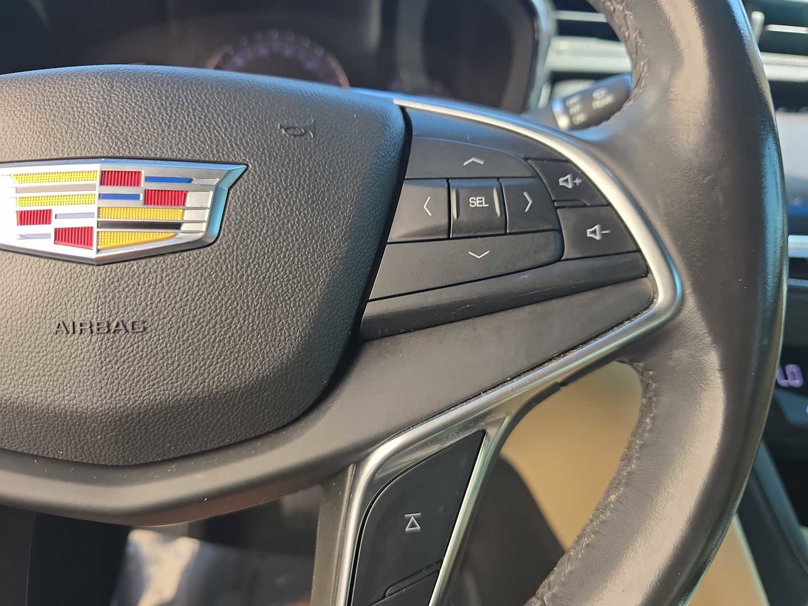 Used 2017 Cadillac XT5 FWD image 20