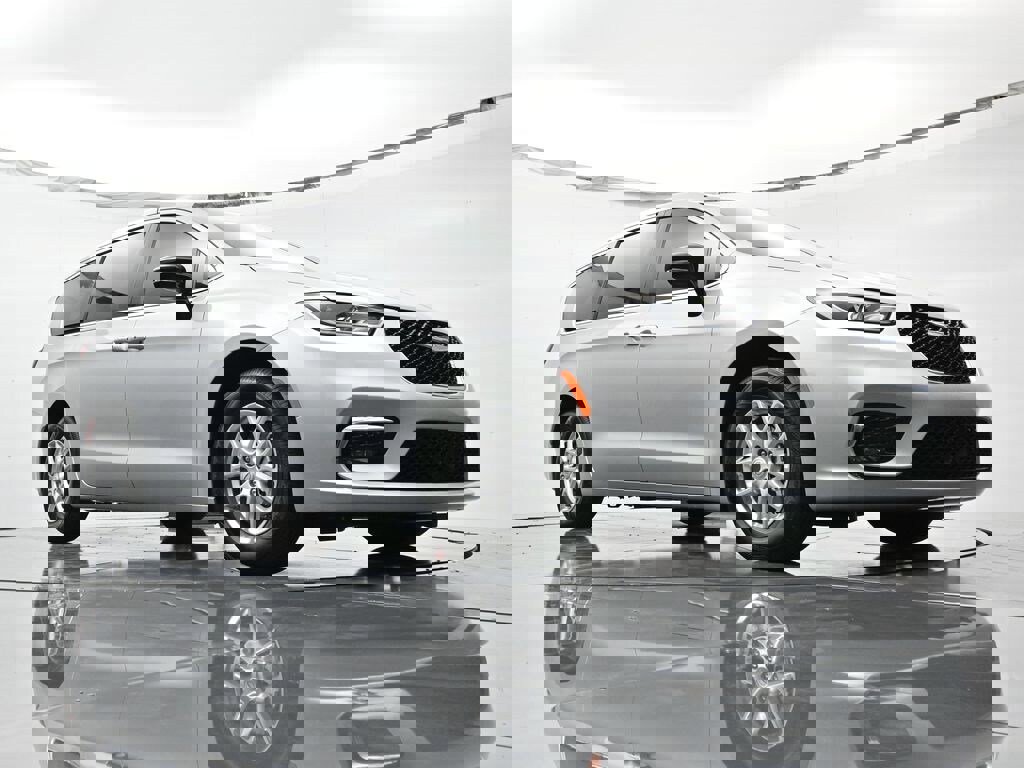 New 2026 Chrysler Pacifica Select image 20