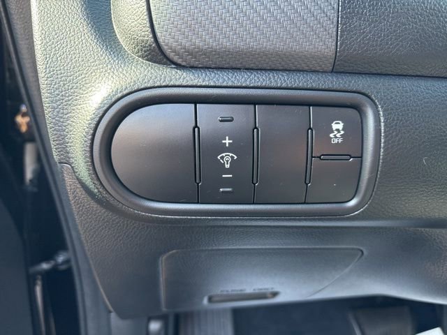 Used 2018 Kia Forte S FWD image 19