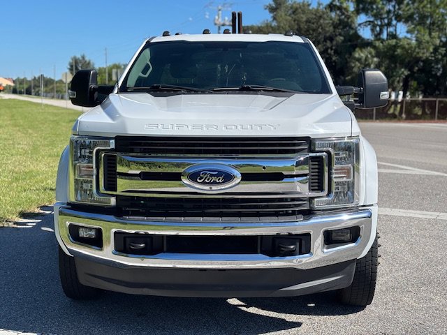 Used 2019 Ford F450 XLT w/ XLT Value Package AWD/4WD image 3