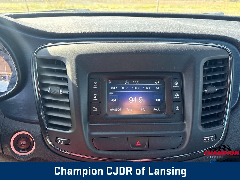Used 2015 Chrysler 200 S FWD image 21