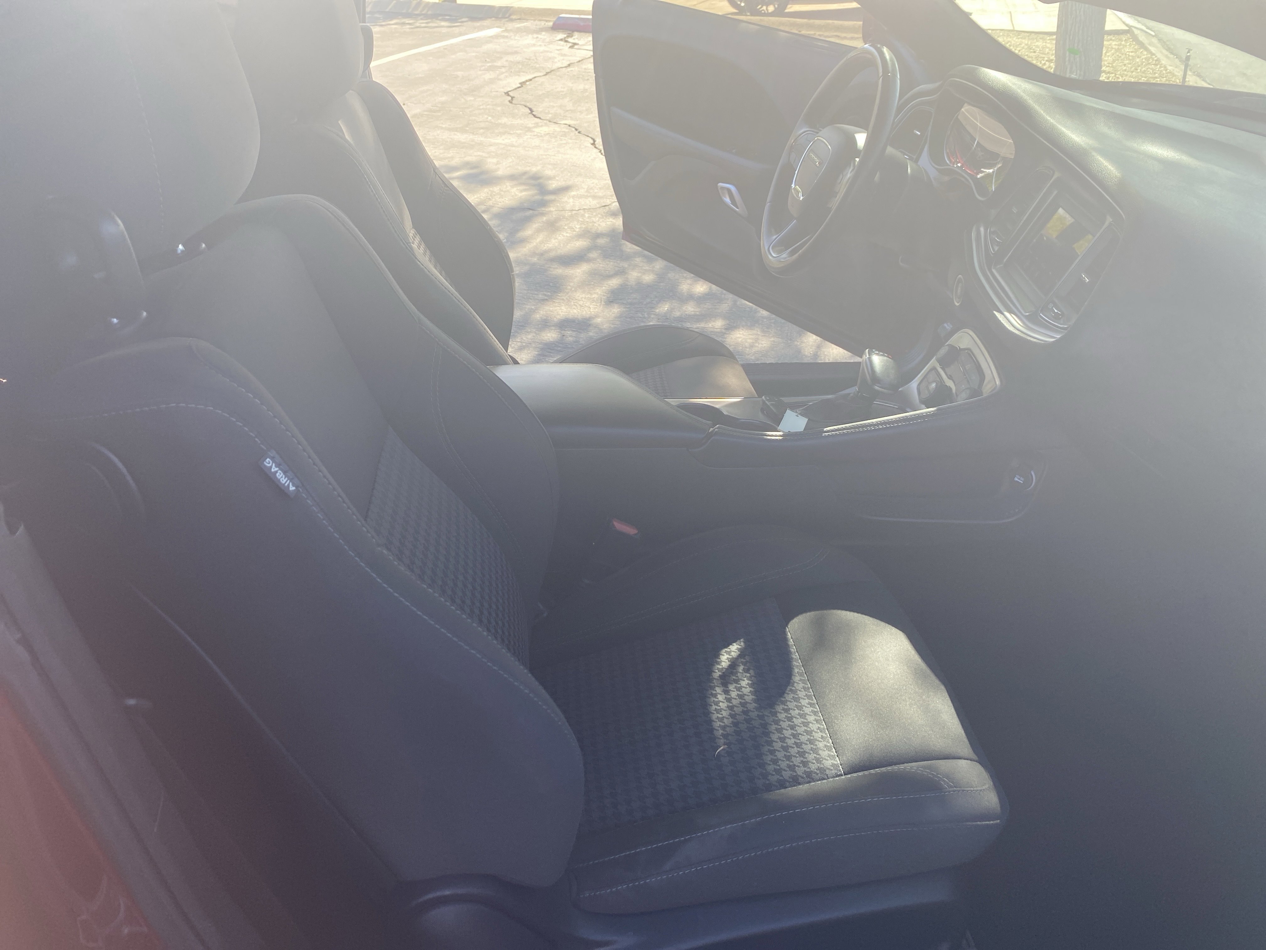 Used 2019 Dodge Challenger SXT image 22