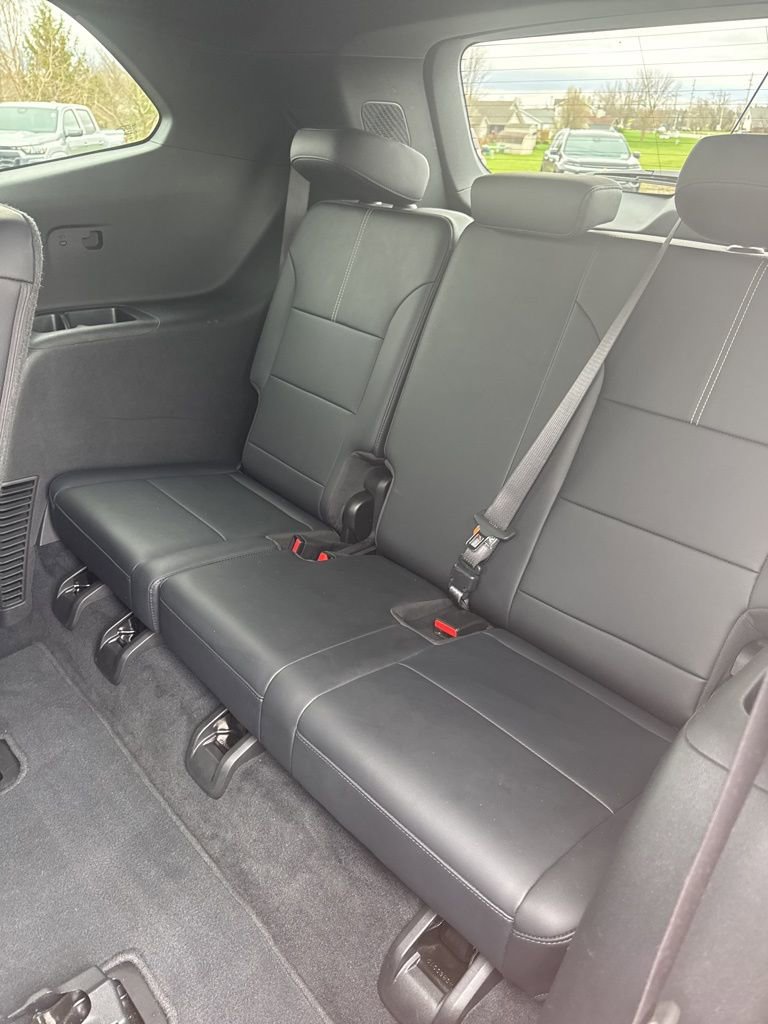 Used 2024 GMC Acadia Elevation image 38