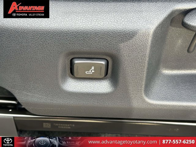 Certified 2026 Toyota Tacoma SR5 RWD image 22
