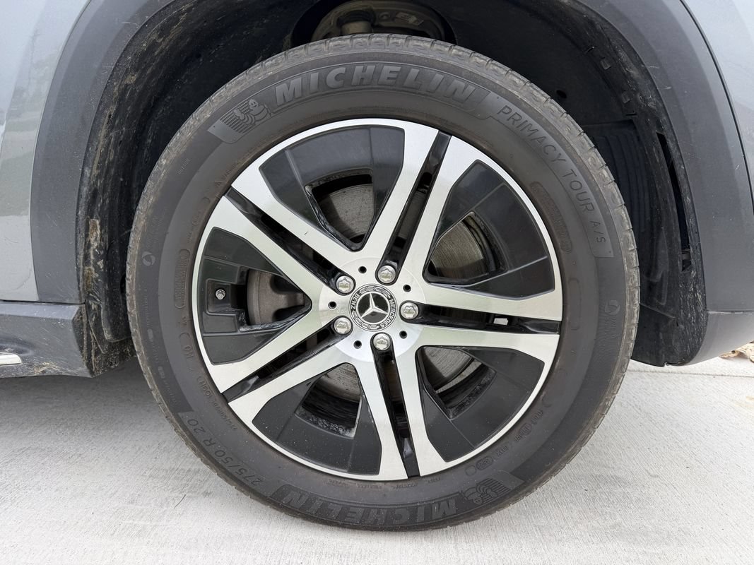 Used 2020 Mercedes-Benz GLS 450 4MATIC image 35