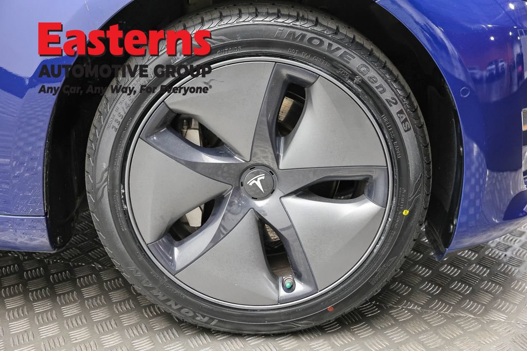 Used 2020 Tesla Model 3 Standard Range RWD image 26