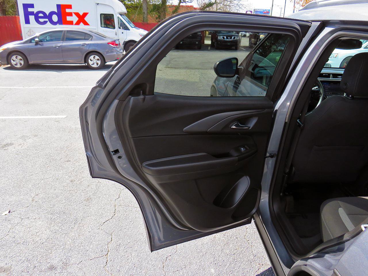 Used 2021 Chevrolet TrailBlazer LT w/ Convenience Package image 15