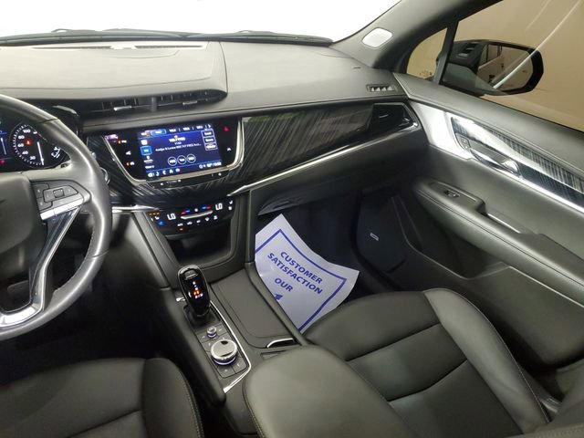 Used 2023 Cadillac XT6 Premium Luxury w/ Technology Package image 19
