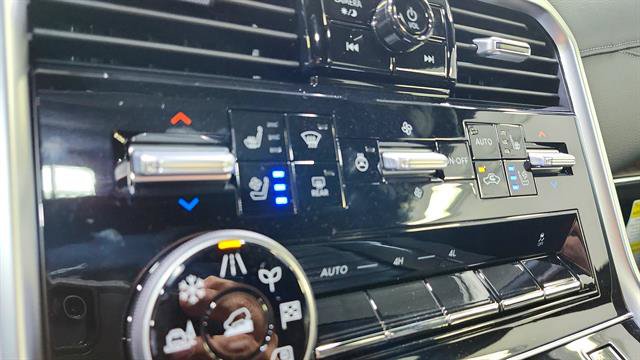 New 2026 Nissan Armada Platinum AWD/4WD image 19