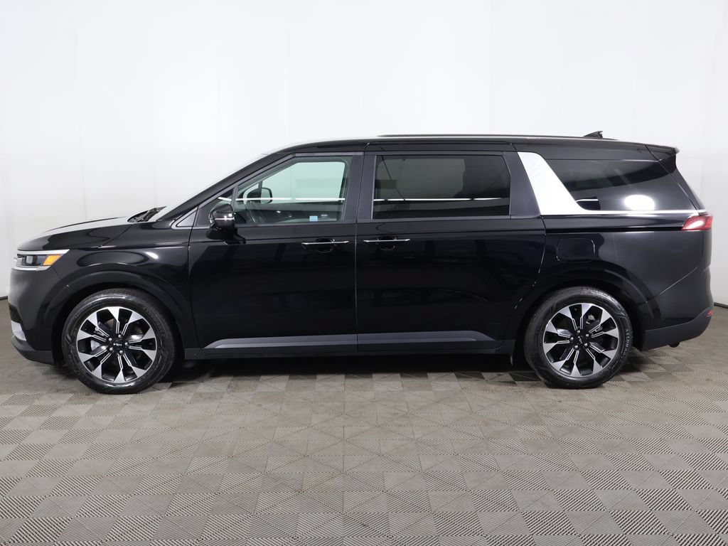 Certified 2024 Kia Carnival EX FWD image 18