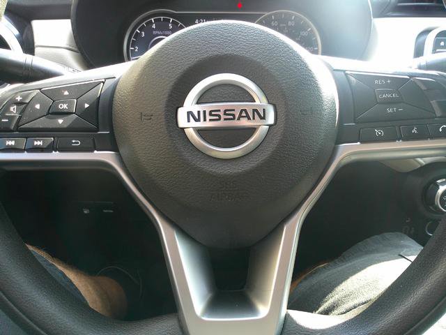 Used 2021 Nissan Versa SV image 9