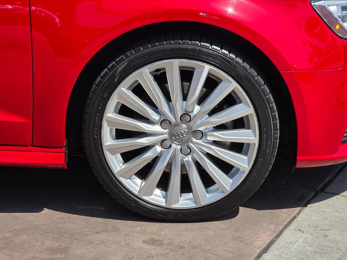 Used 2017 Audi A3 e-tron Premium FWD image 13