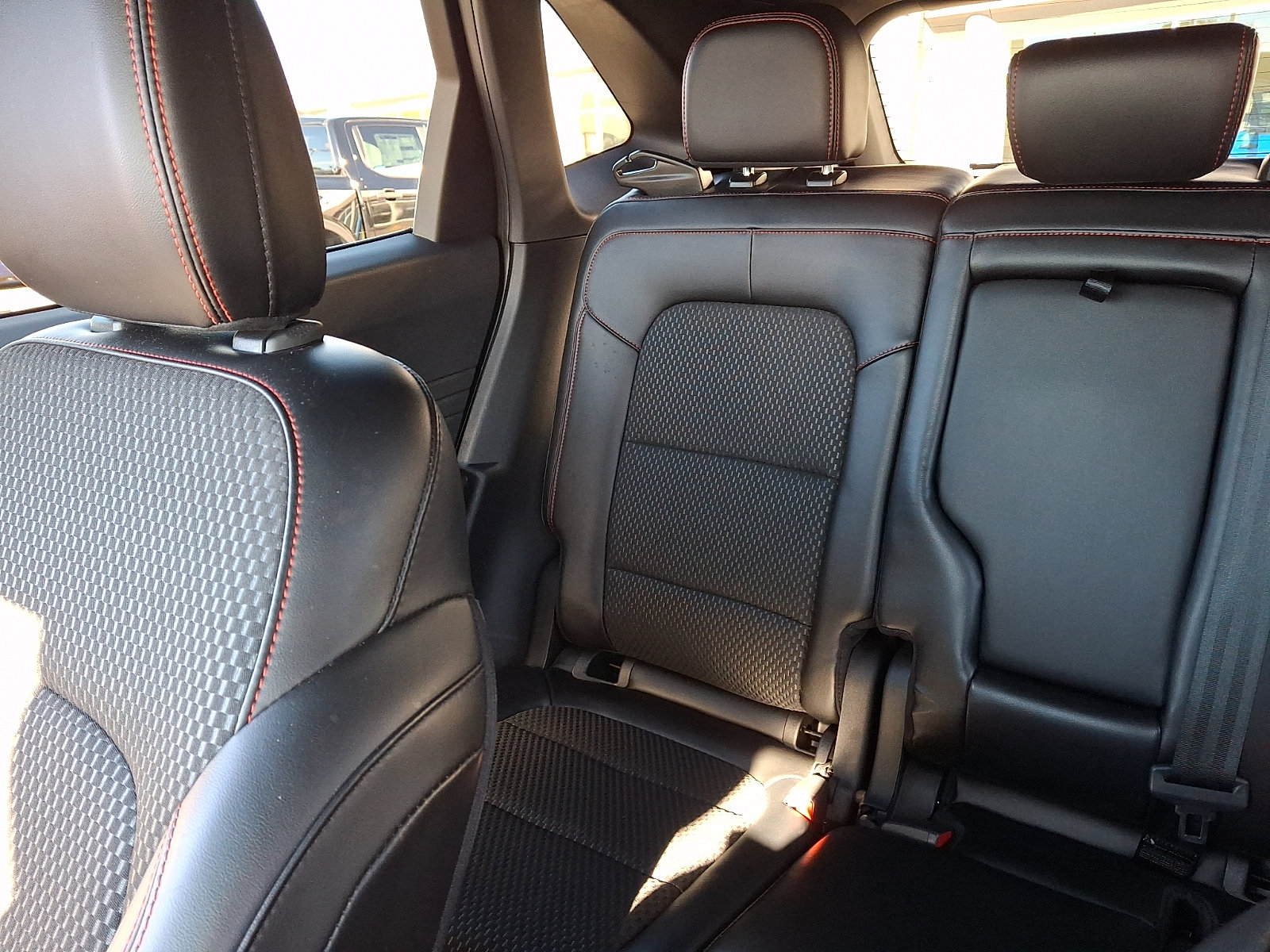 Used 2023 Ford Escape ST-Line w/ Tech Pack #1 AWD/4WD image 17