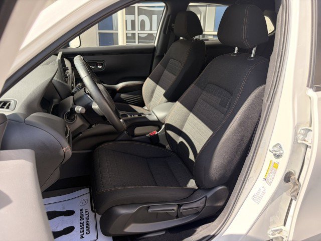 Used 2025 Honda HR-V Sport image 7