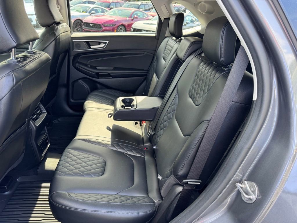 Used 2024 Ford Edge Titanium image 30