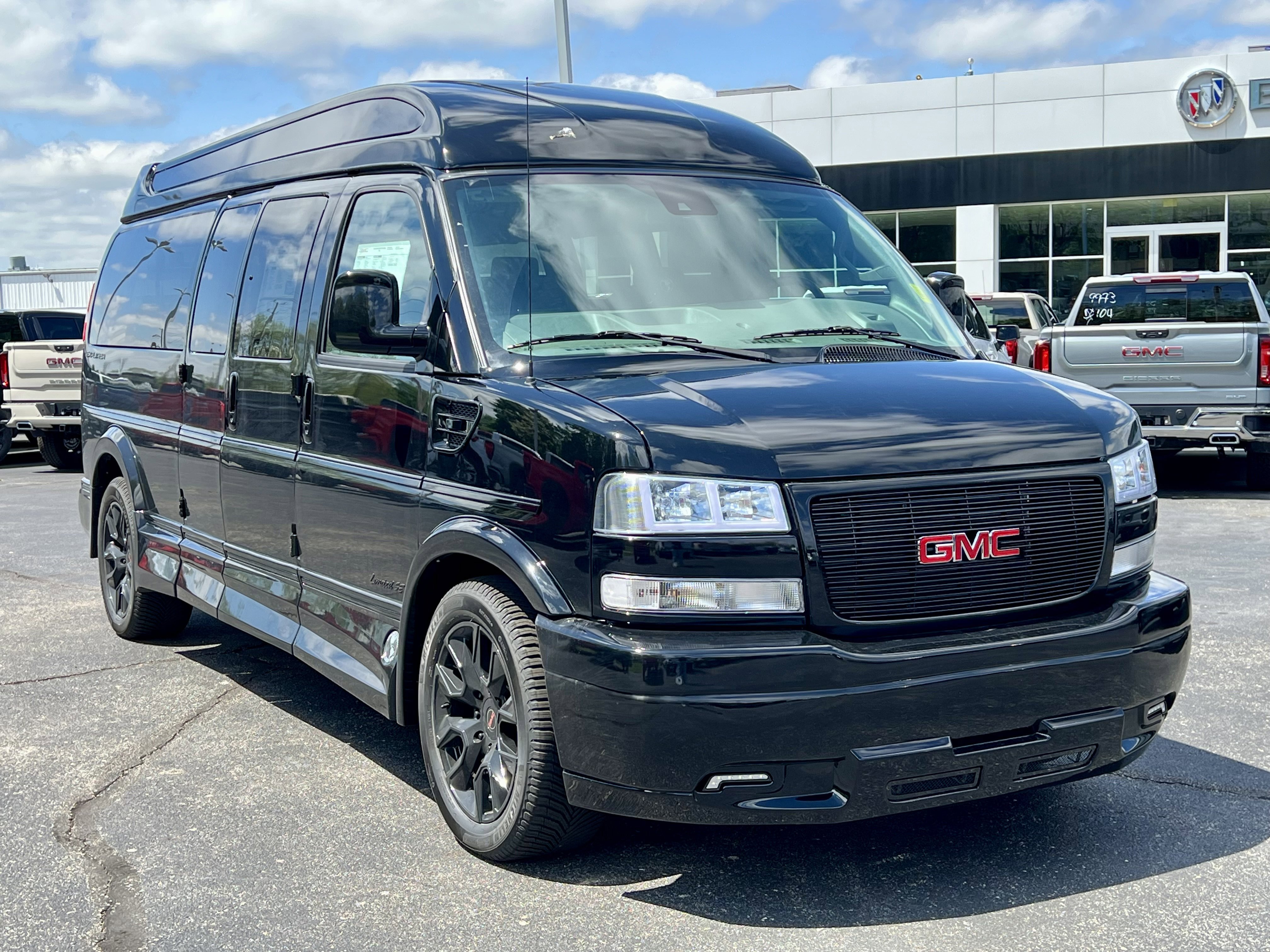 New 2026 GMC Savana 2500 Extended