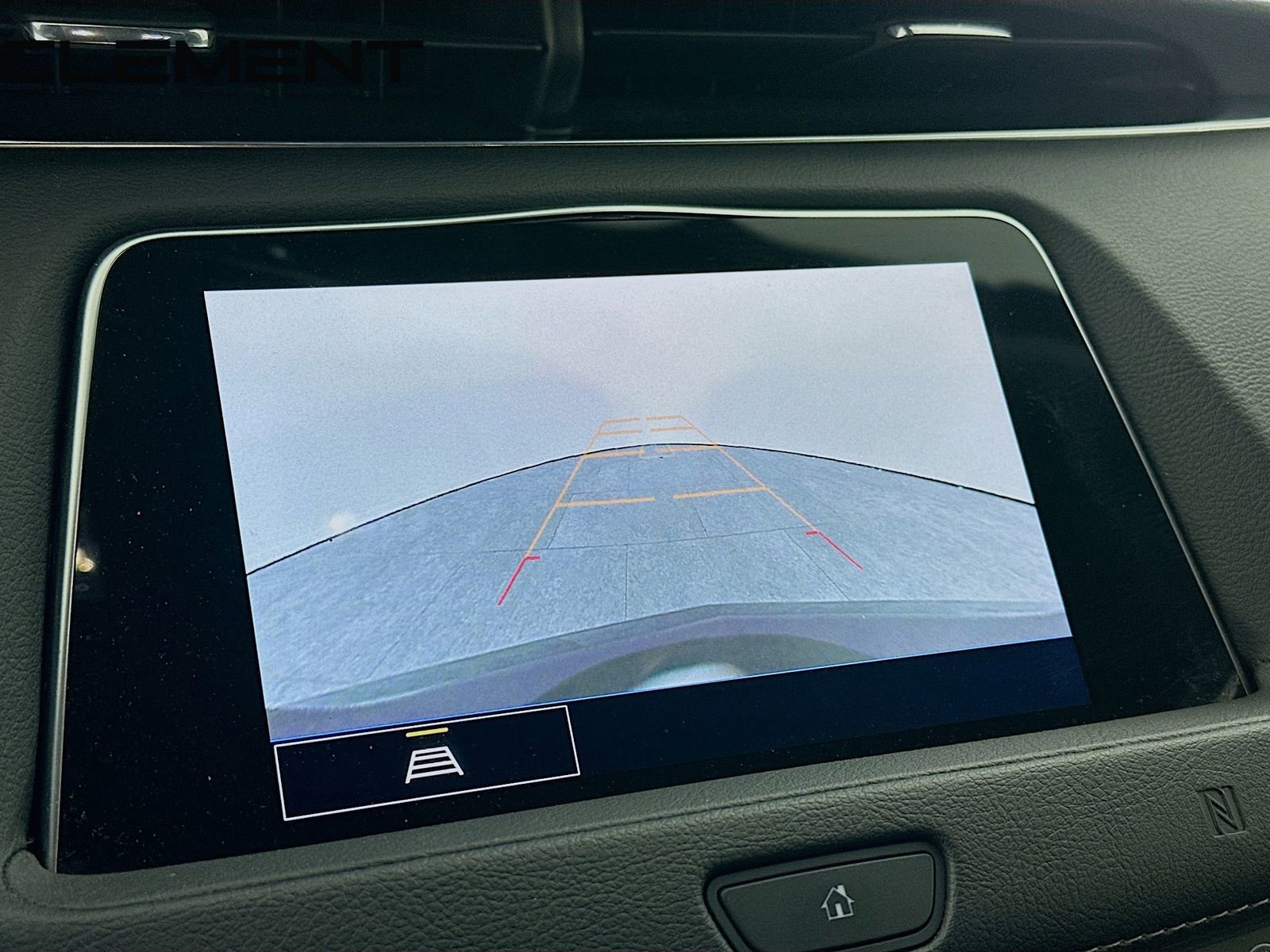 Used 2021 Cadillac XT4 Premium Luxury w/ Driver Awareness Package image 20