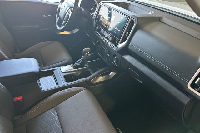 Used 2026 Nissan Frontier SV w/ Tow Package RWD image 14