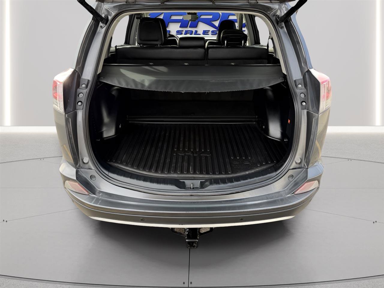 Used 2016 Toyota RAV4 Limited w/ Advanced Technology Package AWD/4WD image 30