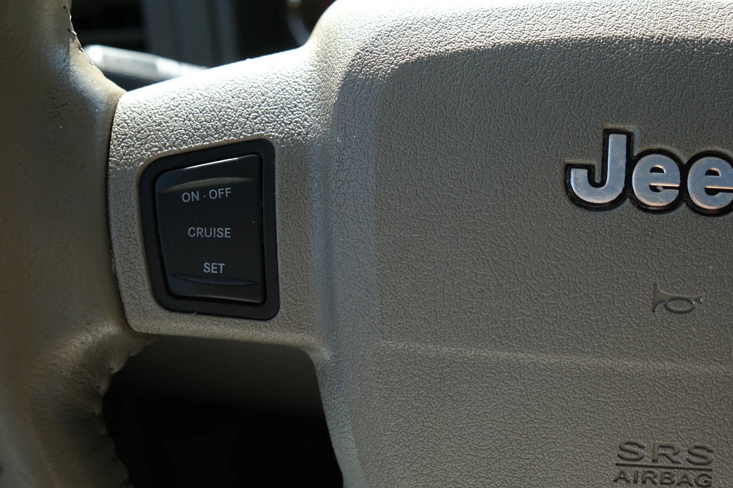 Used 2006 Jeep Grand Cherokee Limited AWD/4WD image 22