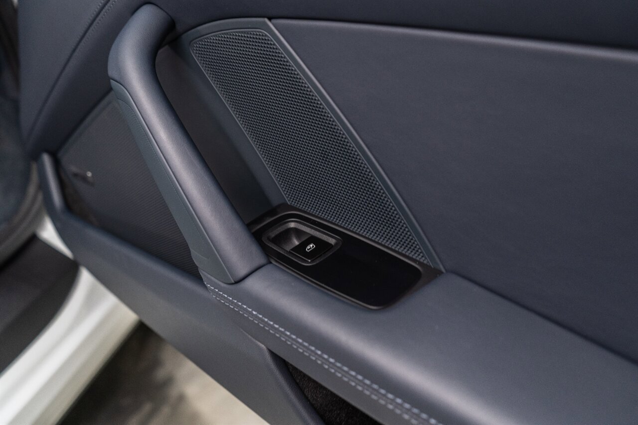 Used 2025 Porsche 911 Carrera w/ Premium Package image 60