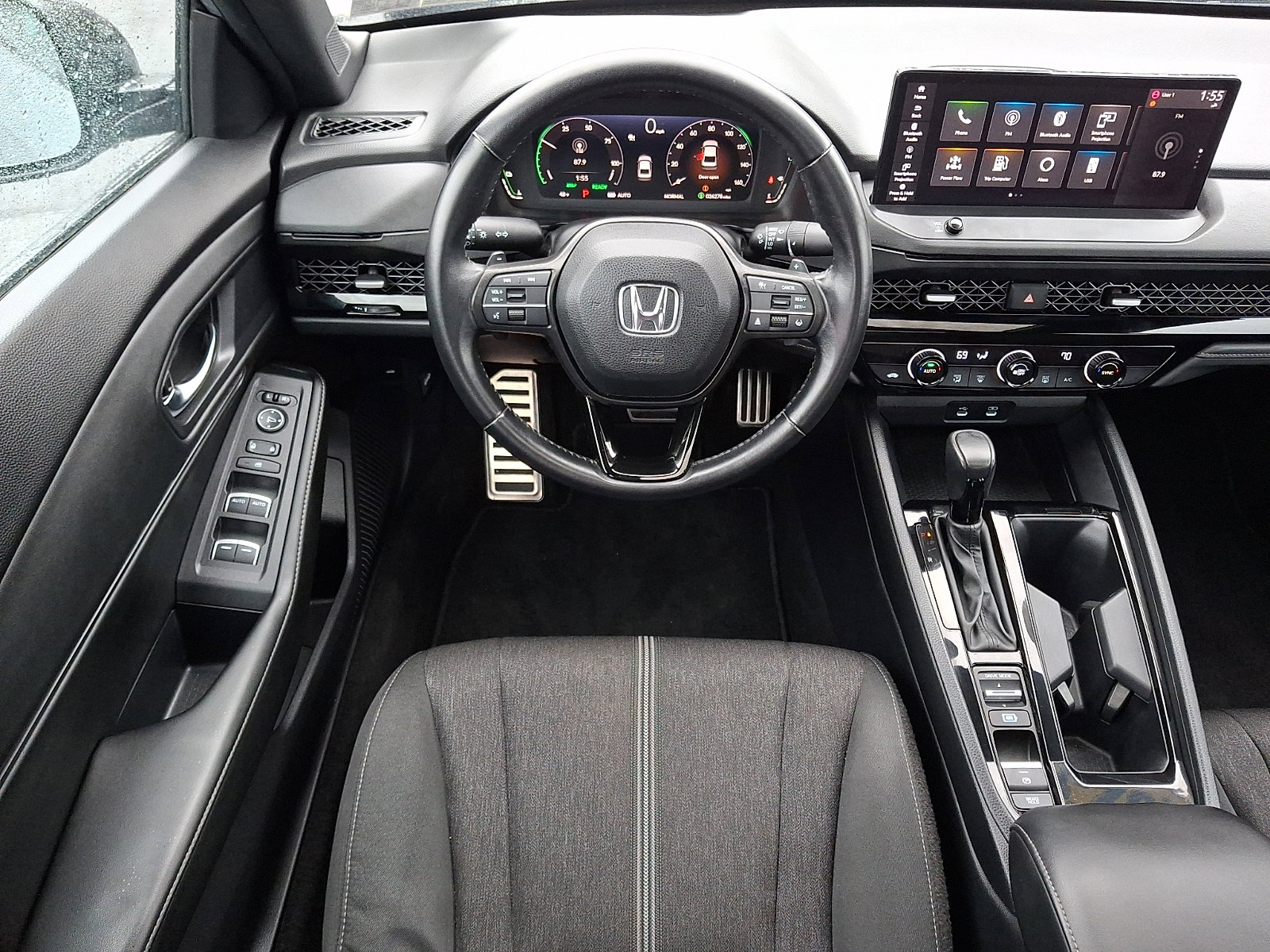 Used 2023 Honda Accord Sport image 11