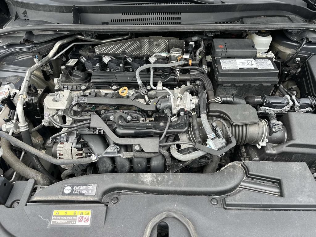 Used 2025 Toyota Corolla LE FWD image 11