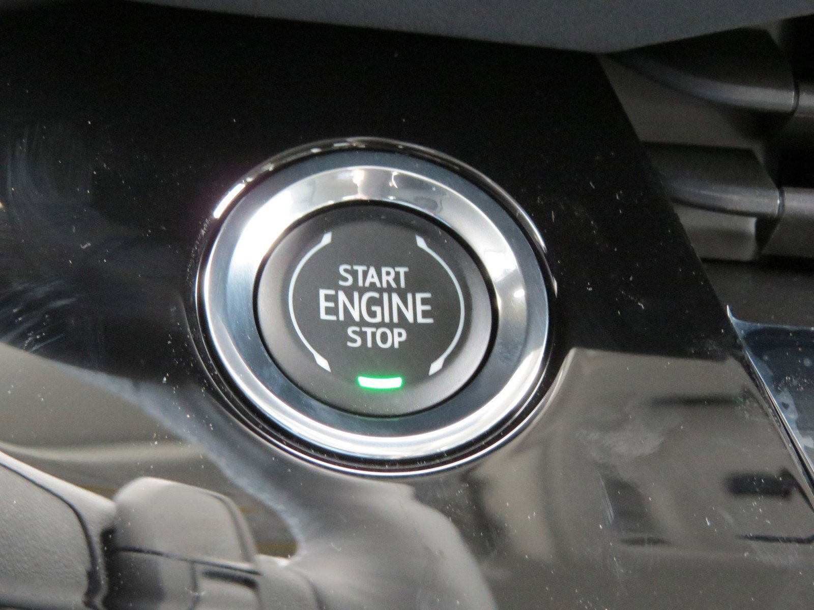 New 2025 Buick Envision Sport Touring image 26