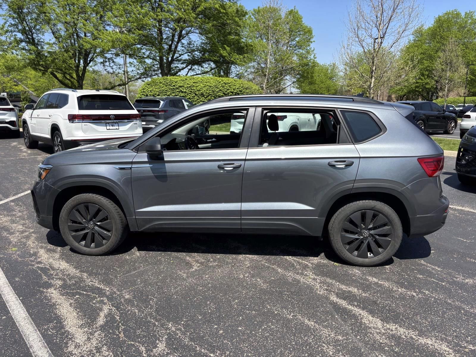 Certified 2023 Volkswagen Taos S FWD image 8