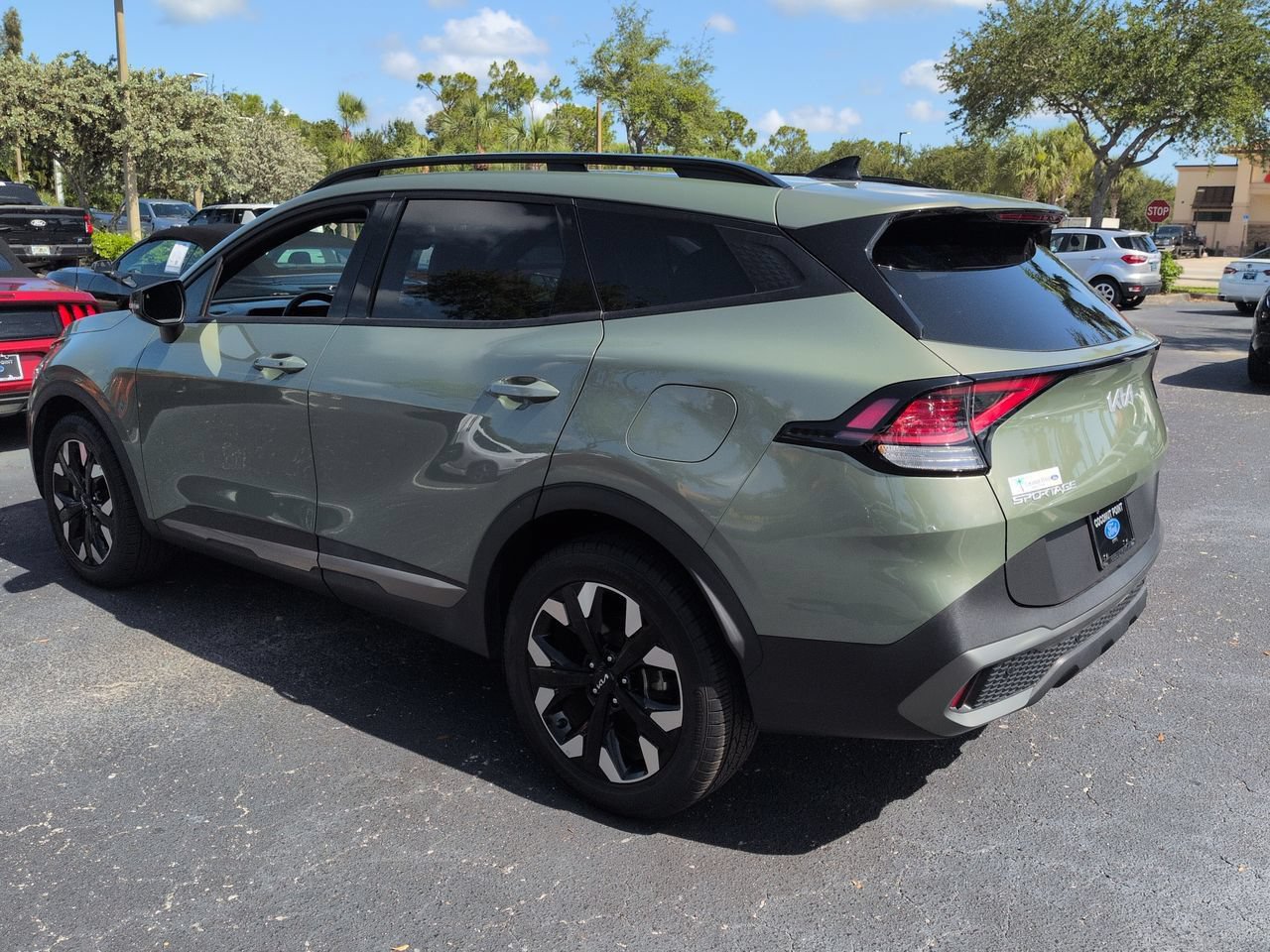 Used 2023 Kia Sportage X-Line w/ X-Line Premium Package AWD/4WD image 6