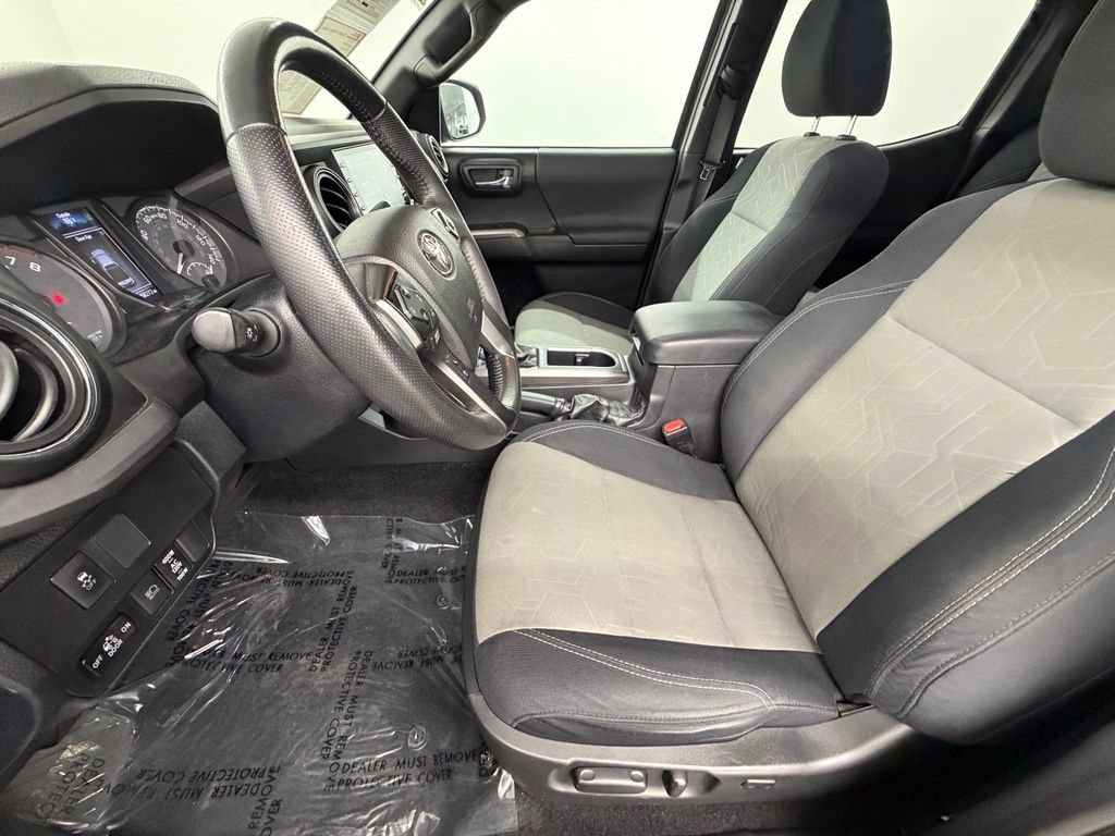 Used 2021 Toyota Tacoma TRD Sport w/ Technology Package RWD image 22