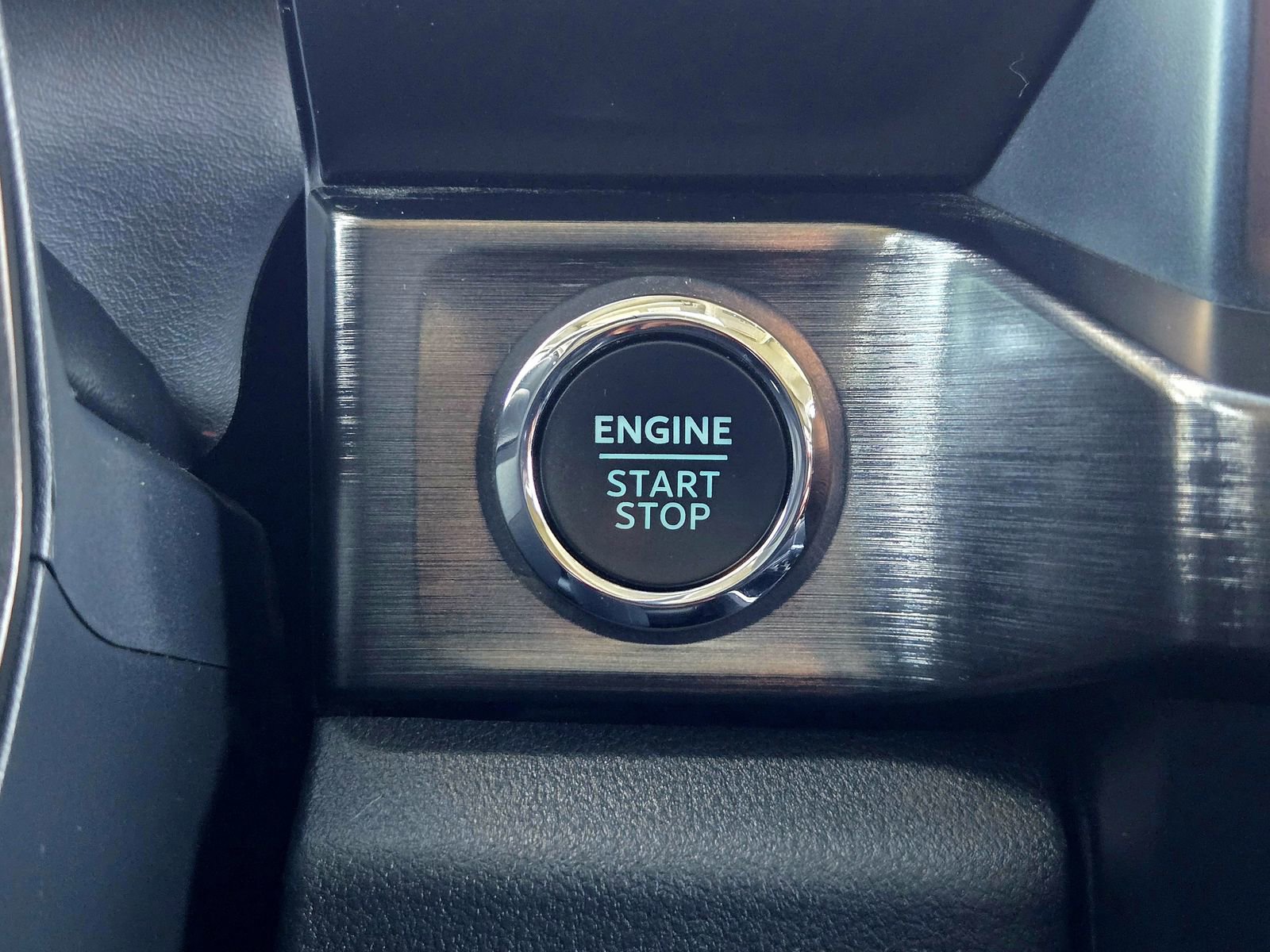 Certified 2024 Ford F350 Lariat w/ Sport Appearance Package image 22