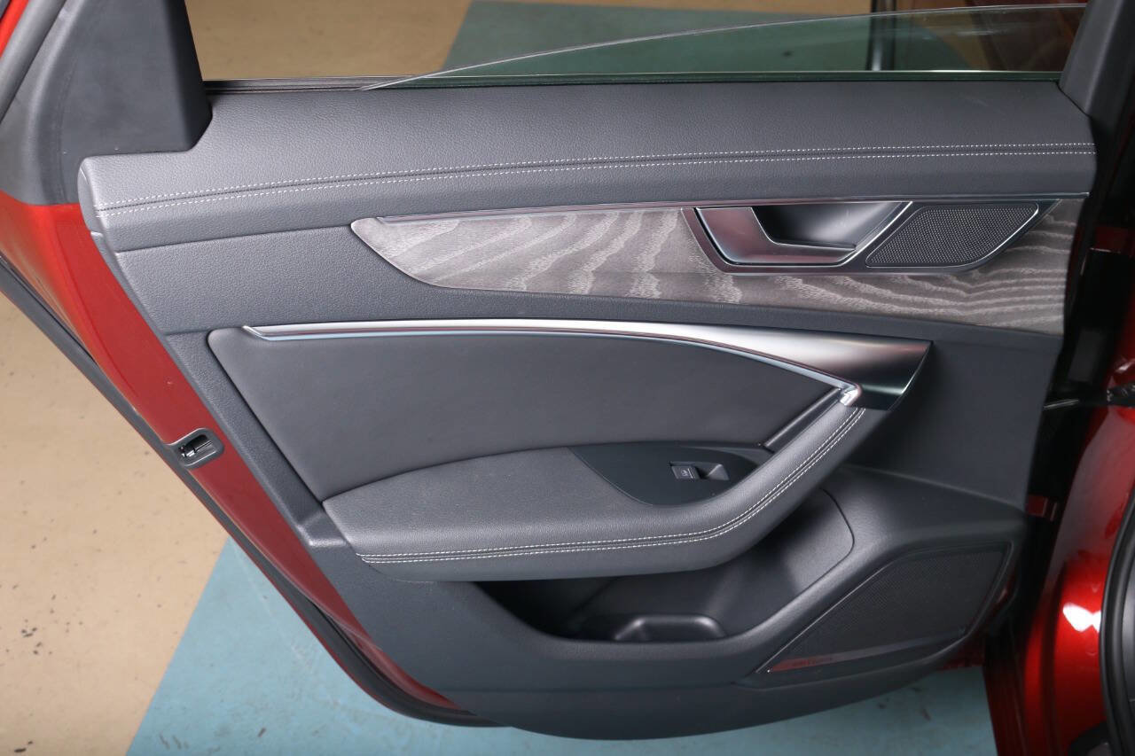 Used 2024 Audi A6 Premium Plus image 41