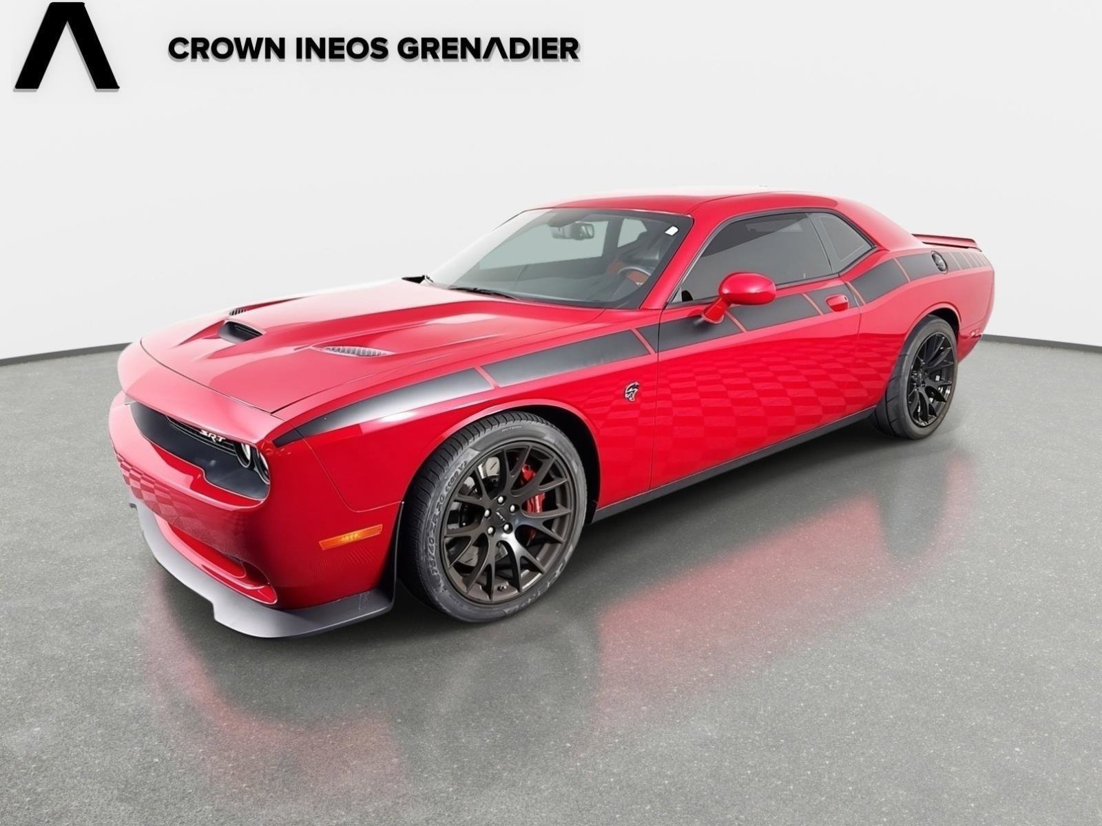 Used 2015 Dodge Challenger SRT Hellcat image 1